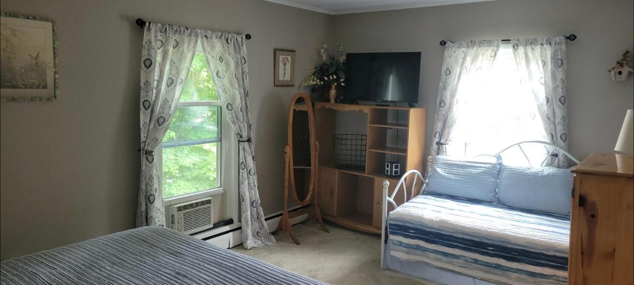 Kountry Living Bed And Breakfast Онионта Екстериор снимка