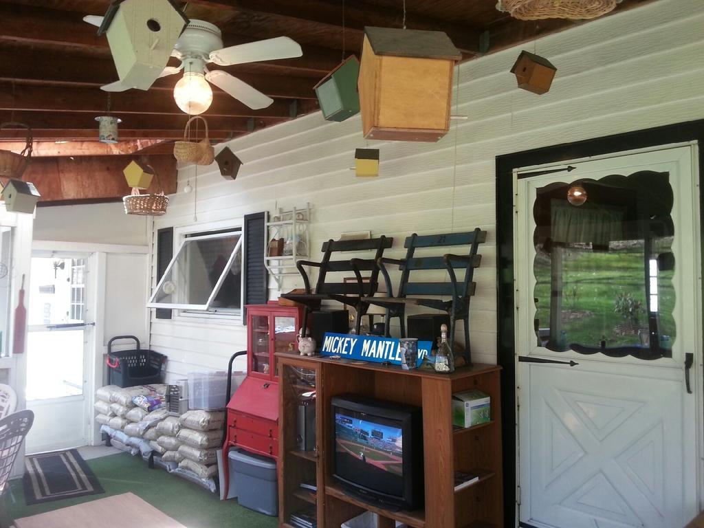 Kountry Living Bed And Breakfast Онионта Екстериор снимка