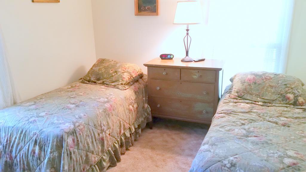 Kountry Living Bed And Breakfast Онионта Стая снимка